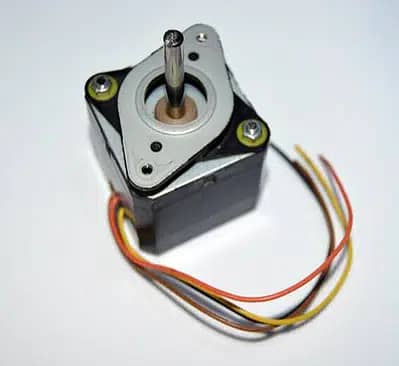 Minebea Bipolar 4 Wire Stepper Stepping Motor in Lahore Pakistan